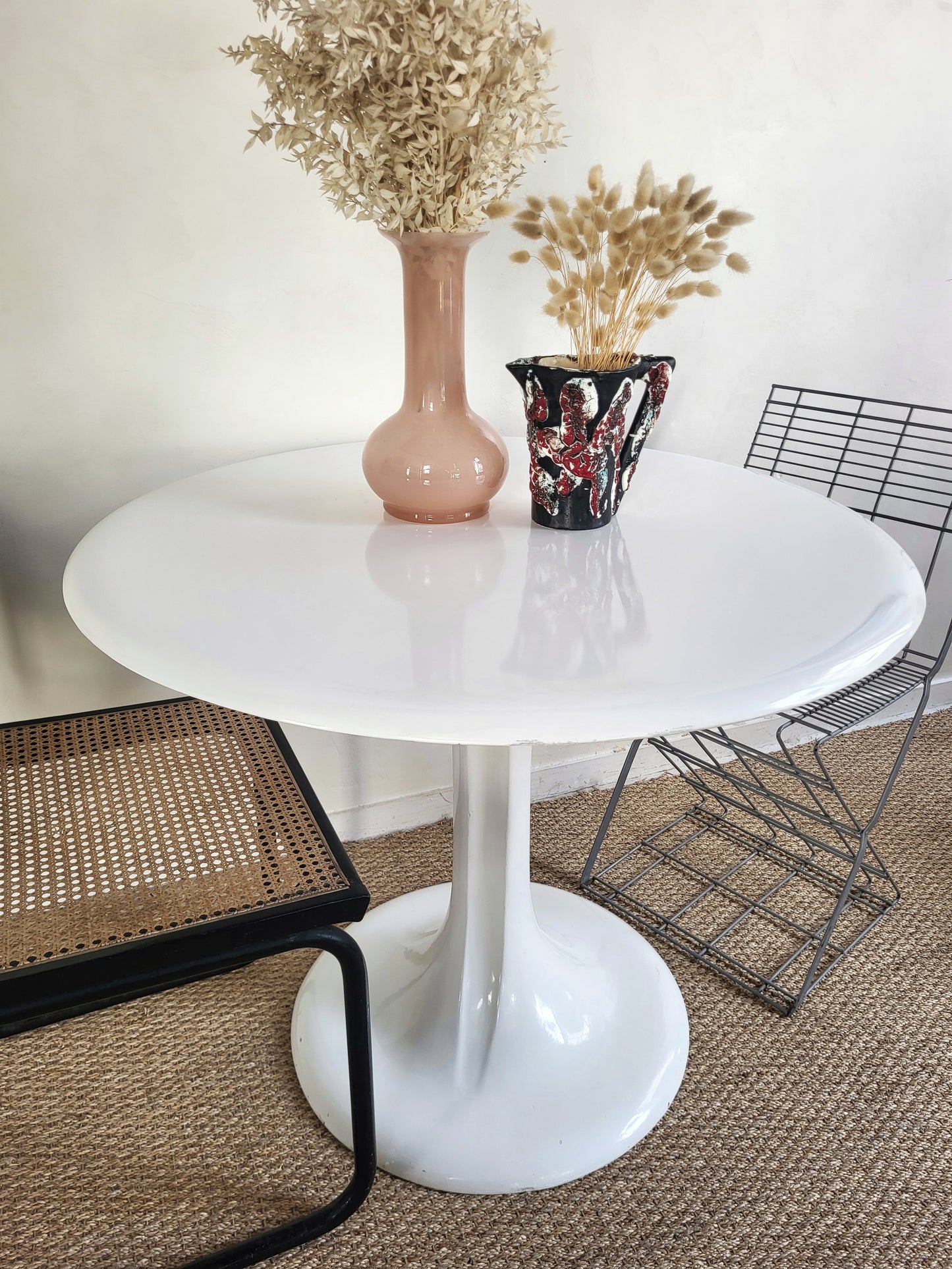 Table à manger ronde pied tulipe