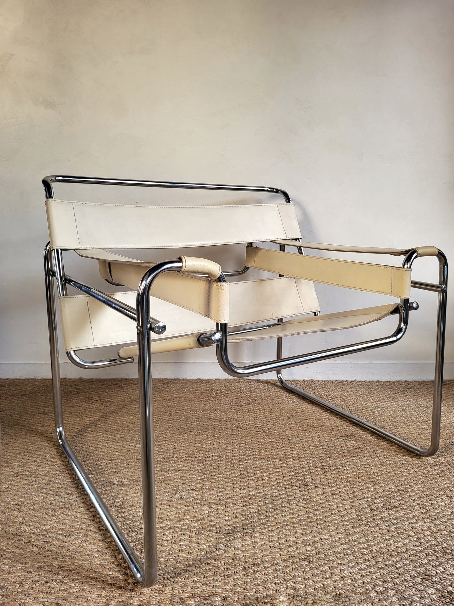 Fauteuil façon Wassily en cuir