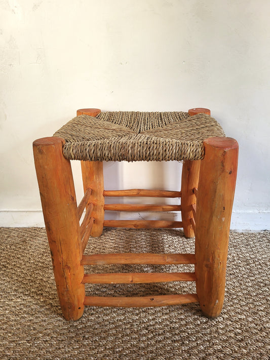 Tabouret en bois et osier n°1