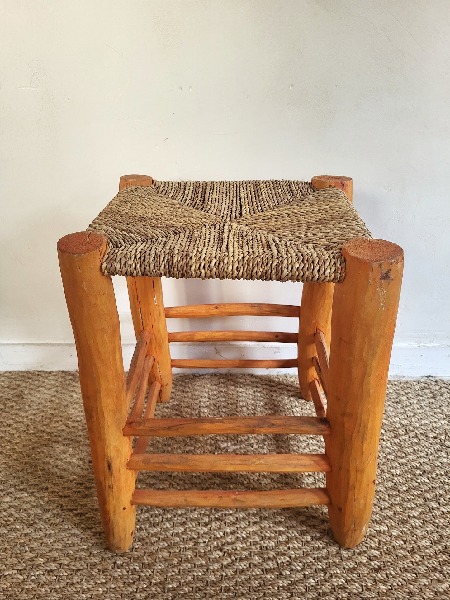 Tabouret en bois et osier n°2