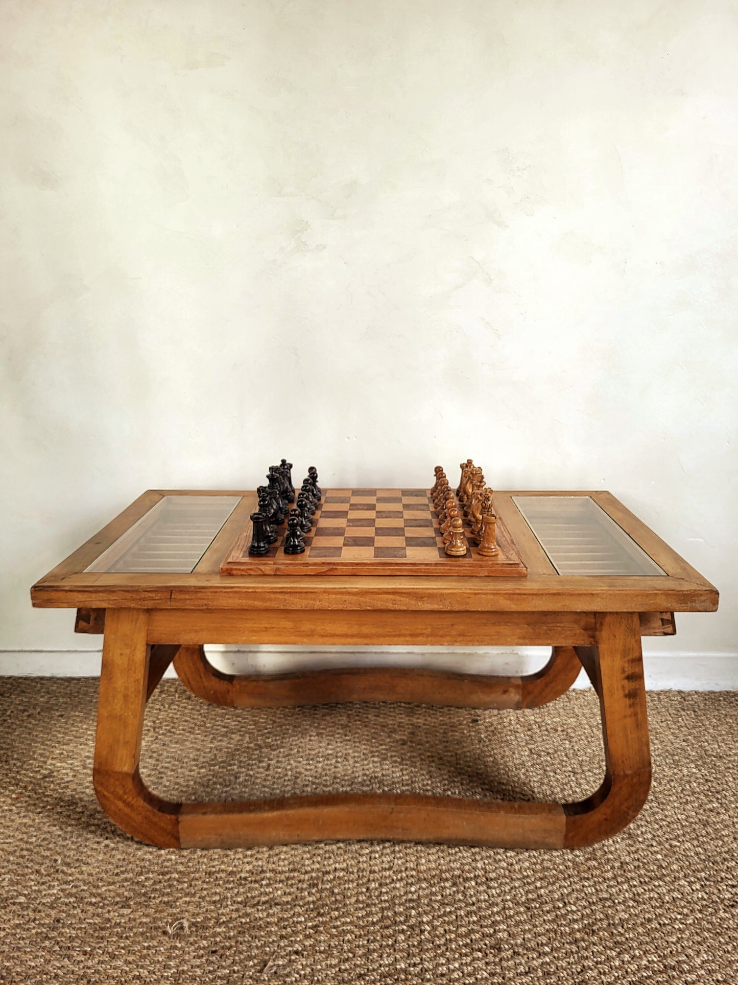 Table basse avec jeux intégrés