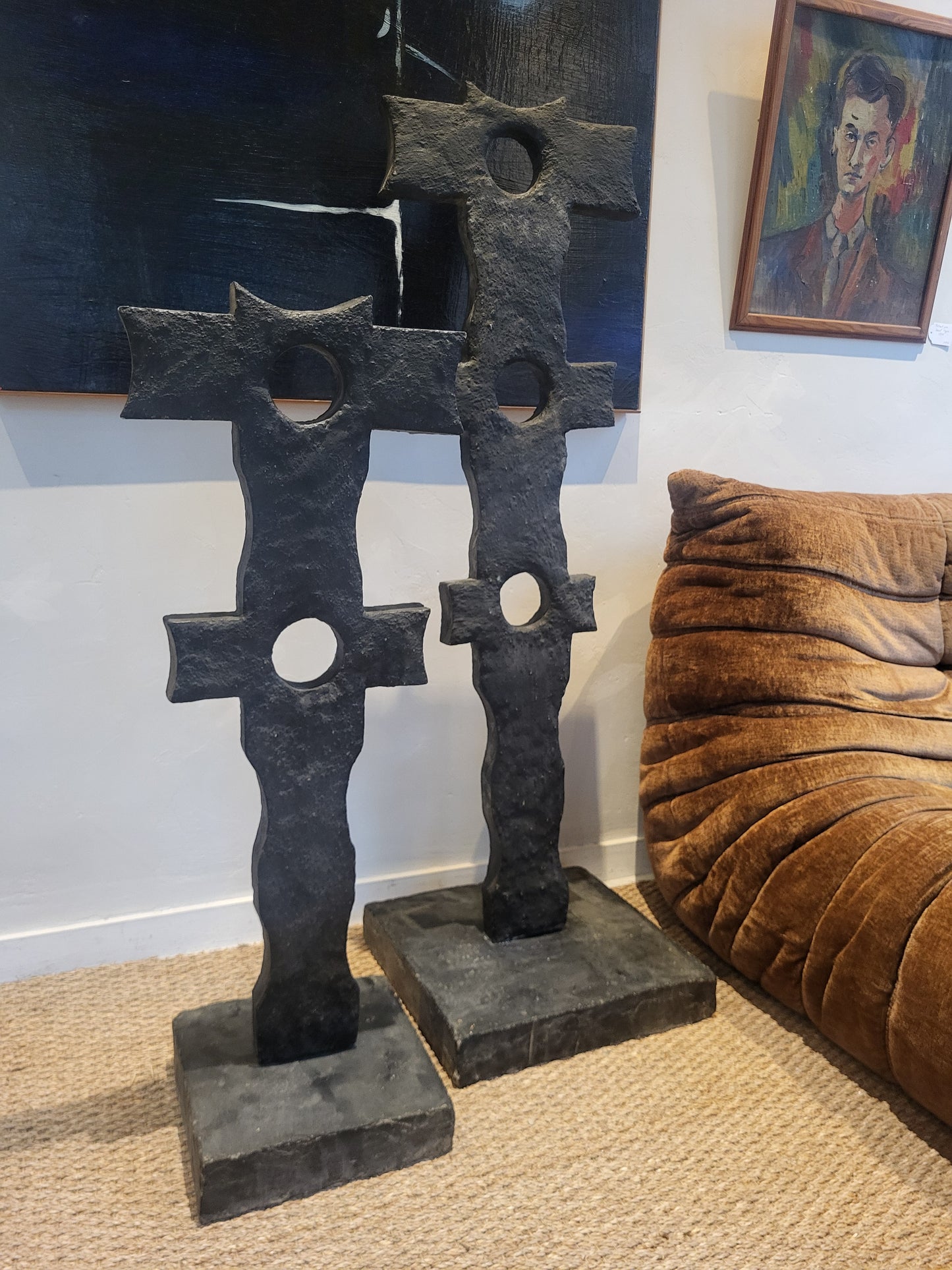 Très grande sculpture abstraite en béton