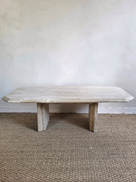 Table basse en travertin