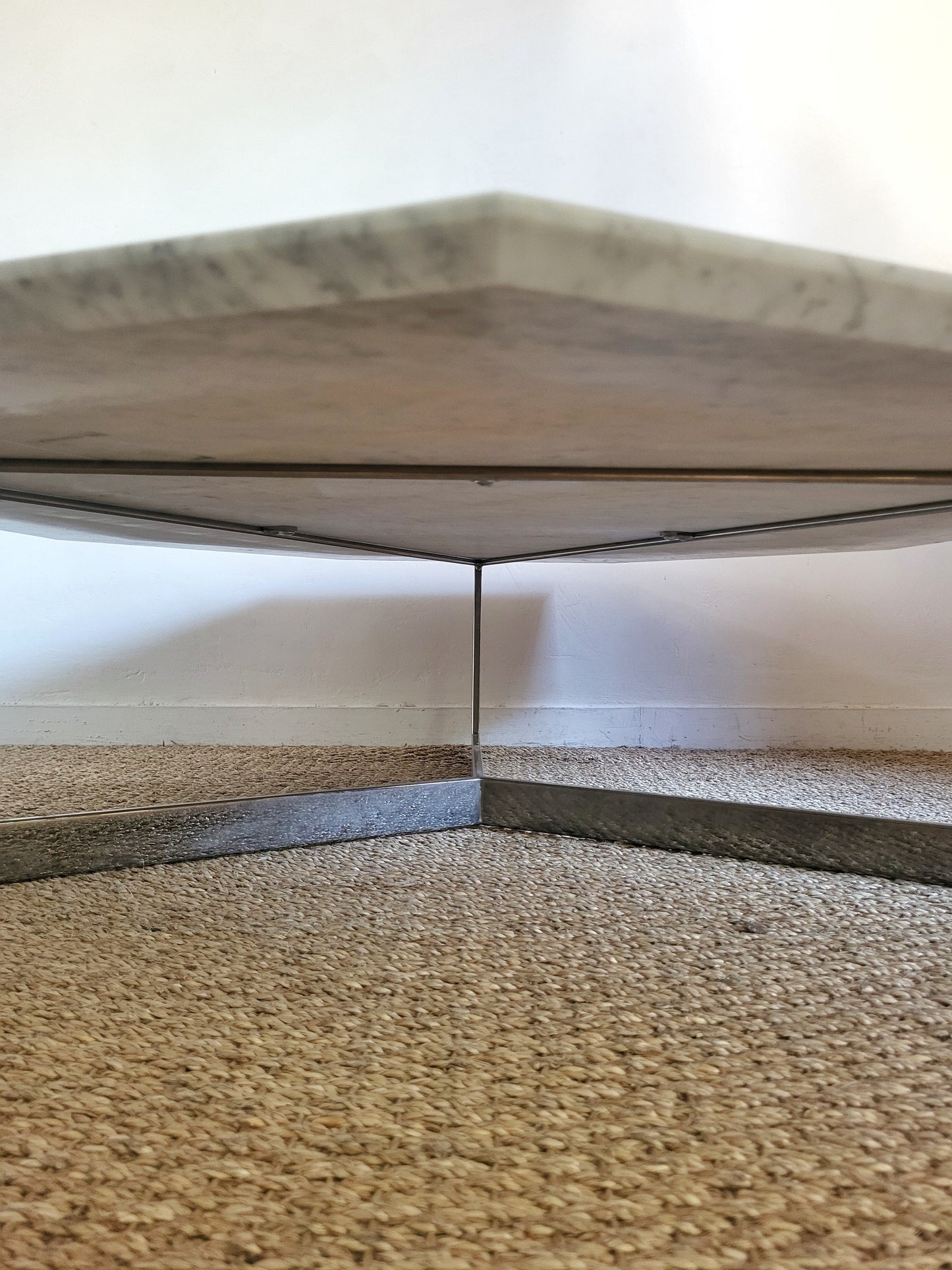 Table Roche Bobois en marbre