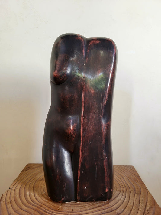 Sculpture semi-abstraite