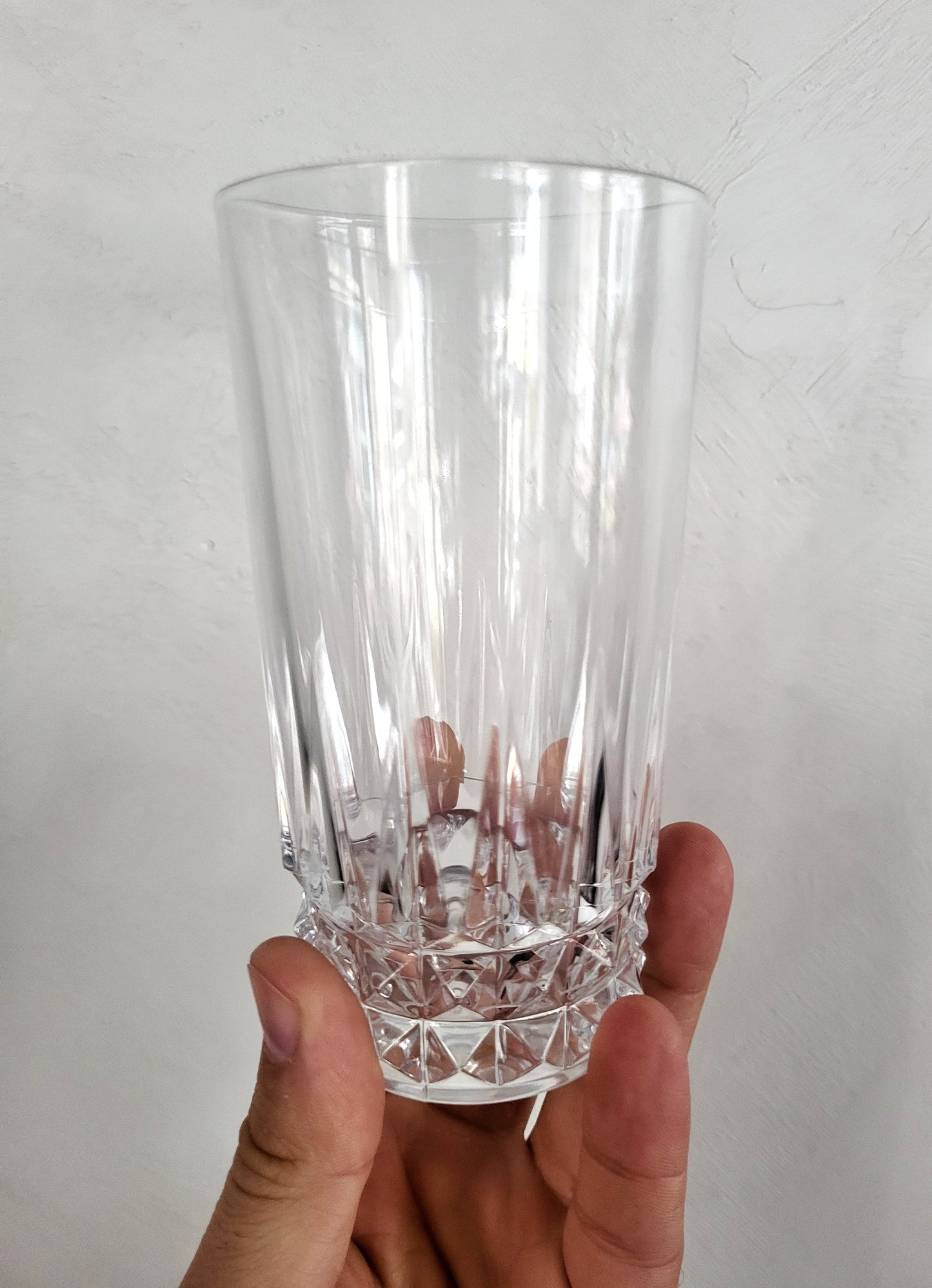 6 verres hauts en verre ciselé